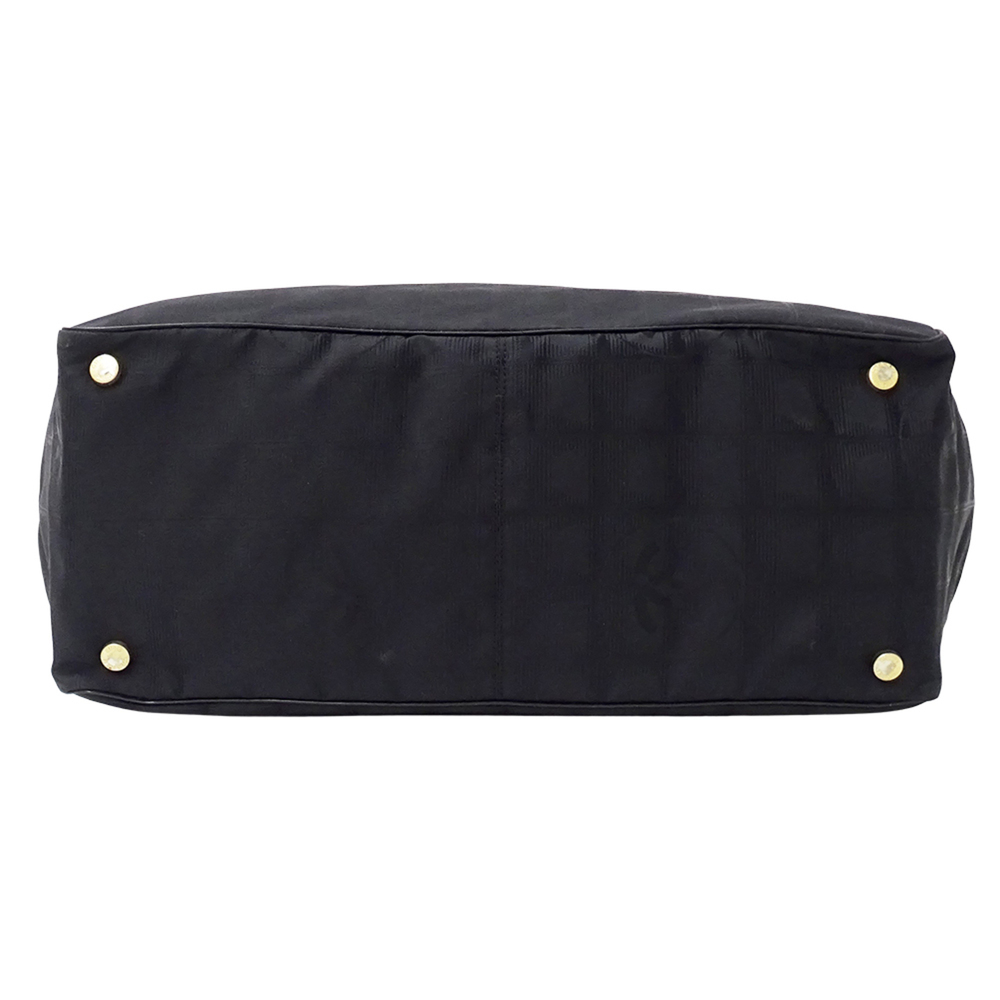 CHANEL Black Tote Bag - Picture 3 of 13